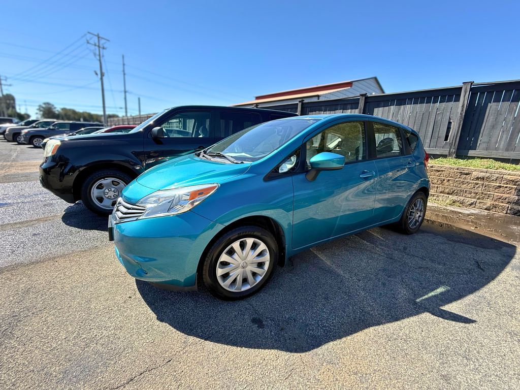2016 Nissan Versa Note SV's photo